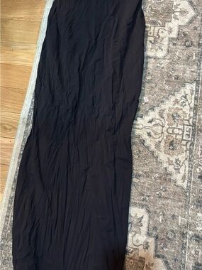 SKIMS Black Maxi Dress - Sleek Floor-Length Silhouette
